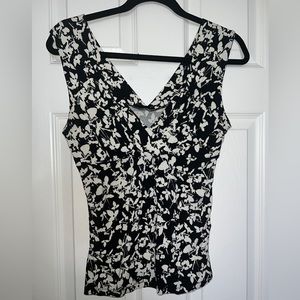 🖤 The Limited Floral Top